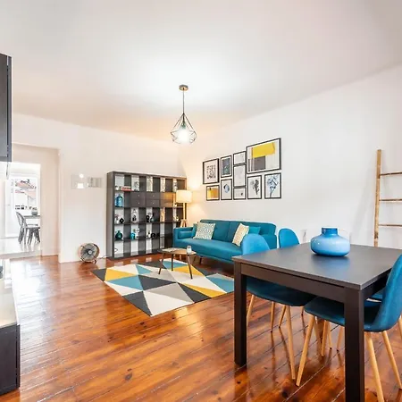 Guestready- Blue Arroios Apt Perfect For 2 *