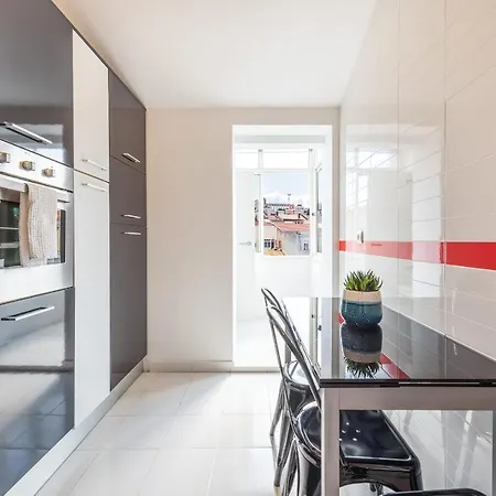 דירה Guestready- Blue Arroios Apt Perfect For 2 ליסבון